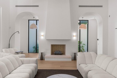 Completed in 2025, this luxurious, one-of-a-kind 2.71-acre - photo 32