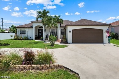 This custom-built 4-bedroom, 3-bathroom home in Northwest Cape - photo 33