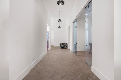 Completed in 2025, this luxurious, one-of-a-kind 2.71-acre - photo 36