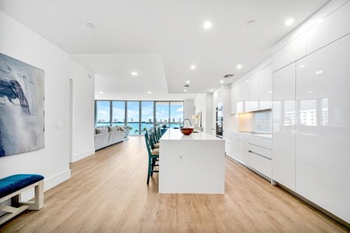 Exceptional, fully furnished 3bedroom, 3.5 bathroom residence at - photo 8