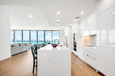 Exceptional, fully furnished 3bedroom, 3.5 bathroom residence at - photo 9