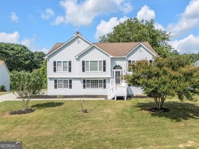 Lake Home For Sale in Loganville, Georgia