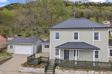 Enjoy stunning Mississippi River views from your home or large - photo 1