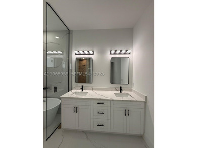 Brand-new construction in Cape Coral! This beautifully designed - photo 4