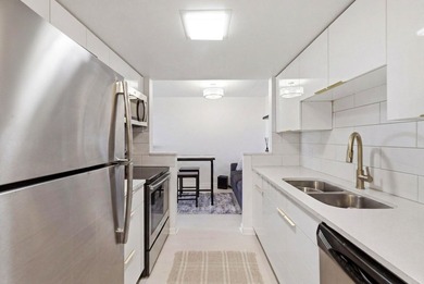 WELCOME to this beautiful maintained condo located in the heart - photo 11