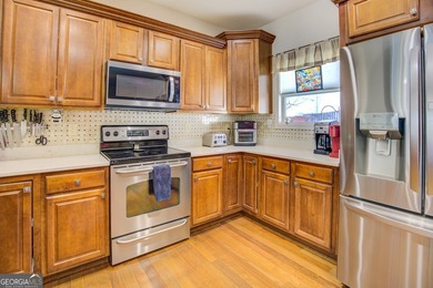 Stunning Jackson Lake Deeded Brick Estate with Private Dock - photo 13