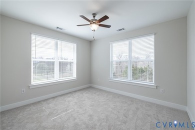 MOVE-IN READY! Fabulous opportunity to own a beautiful - photo 19