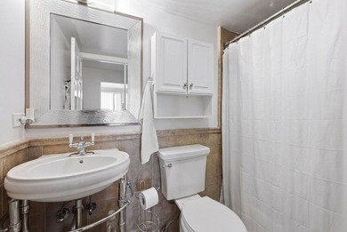 WELCOME to this beautiful maintained condo located in the heart - photo 19