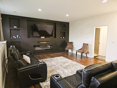 Welcome to this beautifully updated quad-level home that - photo 20