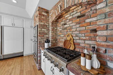 Nestled in a highly desirable Saratoga neighborhood, this - photo 31