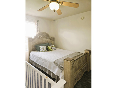 Welcome to this beautifully updated quad-level home that - photo 32