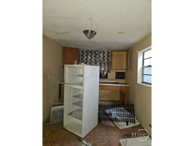 Attention investors and cash buyers! Check out this 4-bedroom - photo 33