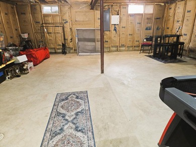 Welcome to this beautifully updated quad-level home that - photo 47