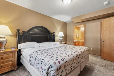 This is a first level, rare and highly desirable 3 bedroom unit - photo 13