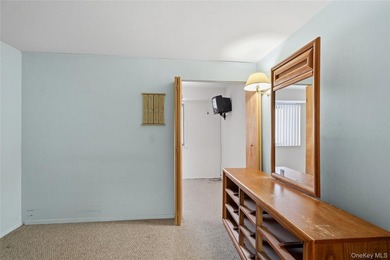 Enjoy easy, low-maintenance living in this upper level, 1 - photo 20