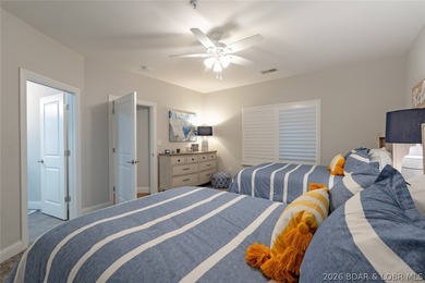 Ultra-luxury lakefront living at Cypress-recently repositioned - photo 23