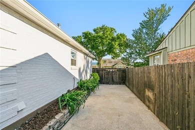 Back on the market not due to any issues with the house! Great - photo 25