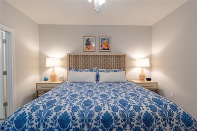 Ultra-luxury lakefront living at Cypress-recently repositioned - photo 26