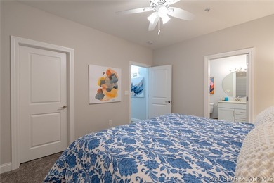 Ultra-luxury lakefront living at Cypress-recently repositioned - photo 29