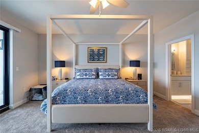 Ultra-luxury lakefront living at Cypress-recently repositioned - photo 31