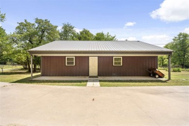 Lake Ellsworth Home For Sale in Apache Oklahoma