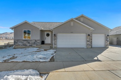 Utah Lake Home Sale Pending in Eagle Mountain Utah