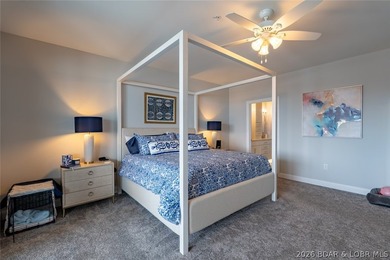 Ultra-luxury lakefront living at Cypress-recently repositioned - photo 32