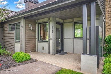 A rare opportunity to own in CDA National Reserve for under $1m - photo 3