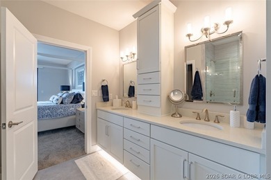 Ultra-luxury lakefront living at Cypress-recently repositioned - photo 34