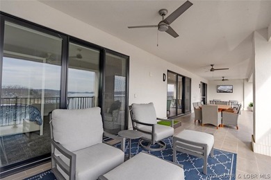Ultra-luxury lakefront living at Cypress-recently repositioned - photo 48