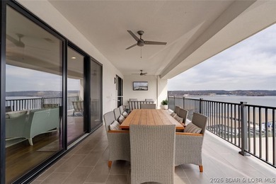 Ultra-luxury lakefront living at Cypress-recently repositioned - photo 50