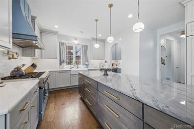 Welcome to 18199 Parkshore Drive in the prestigious Stonewater - photo 19
