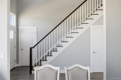 Don't miss this stunning 5-bedroom, 3-bath Waterfront - photo 4