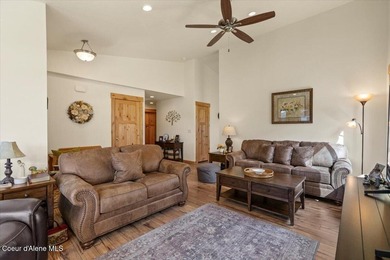 Discover relaxed lakelife living at in the coveted Cove at - photo 9
