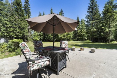Secluded and quiet, this exceptional ranch-style home is nestled - photo 33
