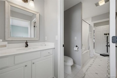 Welcome to 18199 Parkshore Drive in the prestigious Stonewater - photo 41