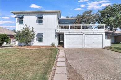 Redfish Bay Home For Sale in Rockport Texas