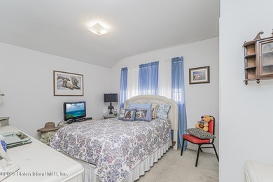 Welcome to 516 Medina Street, a beautiful attached single family - photo 13