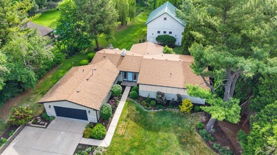 Stunning fully renovated 5BR/4.5BA ranch on secluded .88-acre - photo 1
