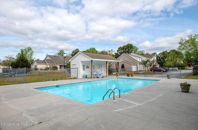 Welcome to easy, low-maintenance coastal living in the heart of - photo 2