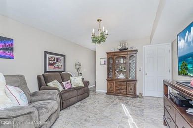 Welcome to 516 Medina Street, a beautiful attached single family - photo 23