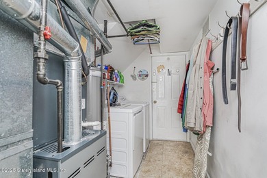 Welcome to 516 Medina Street, a beautiful attached single family - photo 24