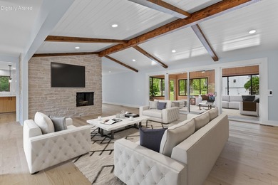 Stunning fully renovated 5BR/4.5BA ranch on secluded .88-acre - photo 8