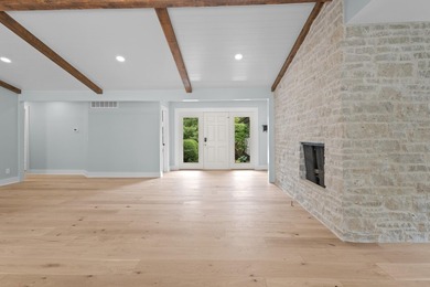 Stunning fully renovated 5BR/4.5BA ranch on secluded .88-acre - photo 9