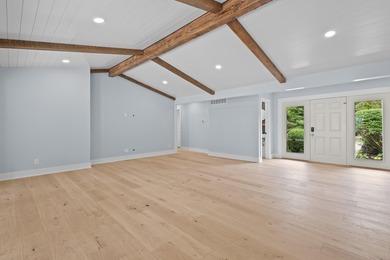 Stunning fully renovated 5BR/4.5BA ranch on secluded .88-acre - photo 10