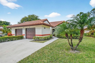 BEST VALUE in the community! Bright Corner Villa with Water - photo 2