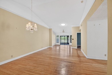 BEST VALUE in the community! Bright Corner Villa with Water - photo 7