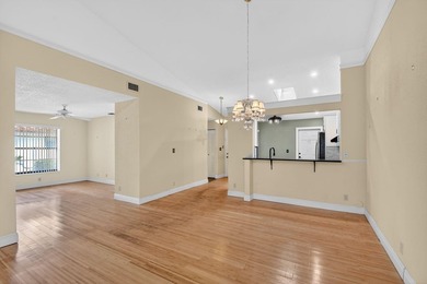 BEST VALUE in the community! Bright Corner Villa with Water - photo 9