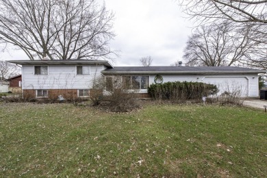 Lake Home For Sale in Antioch, Illinois