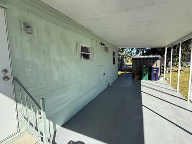 Just listed is this move-in ready 2-bedroom 2-bathroom located - photo 4